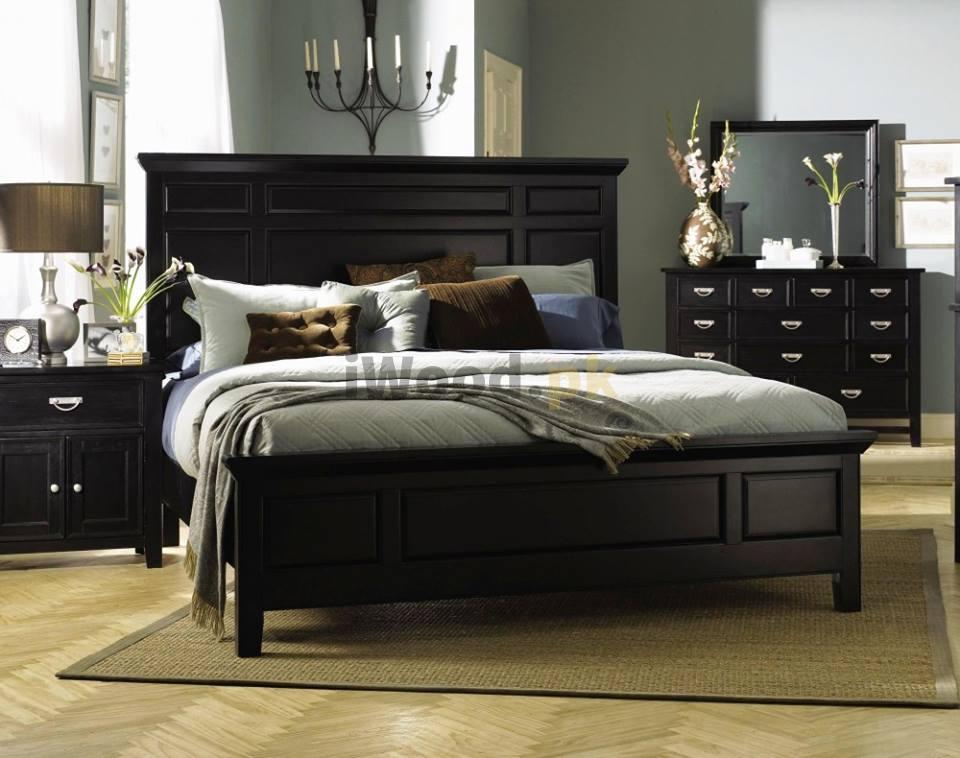 classic dark brawn bed