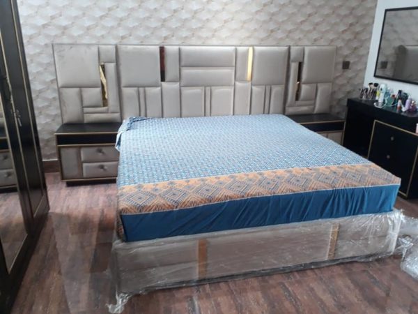 Cushion fabric bed