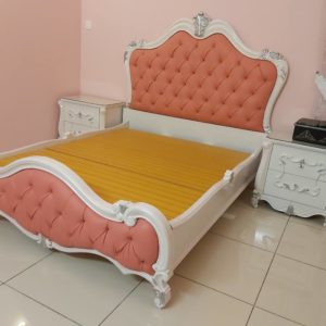 Deco fabricated bed