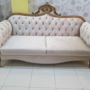 Wooden crown sofa