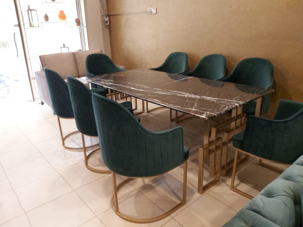 Metal base dining set