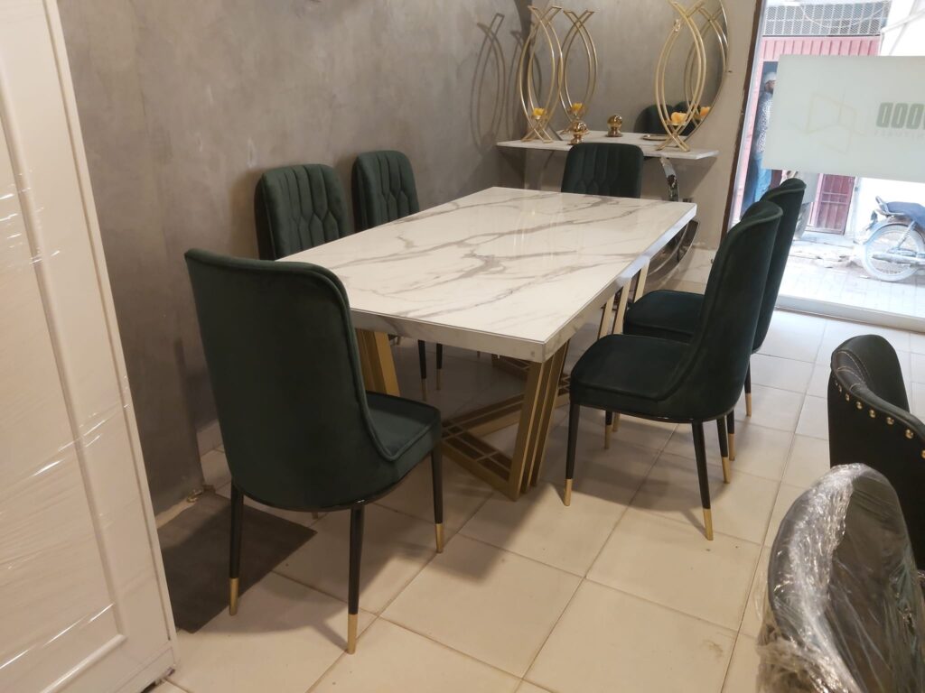 Dining table set